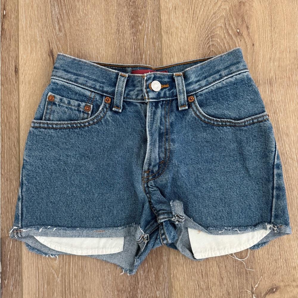 Levi’s 550 Relaxed Fit Jean Shorts